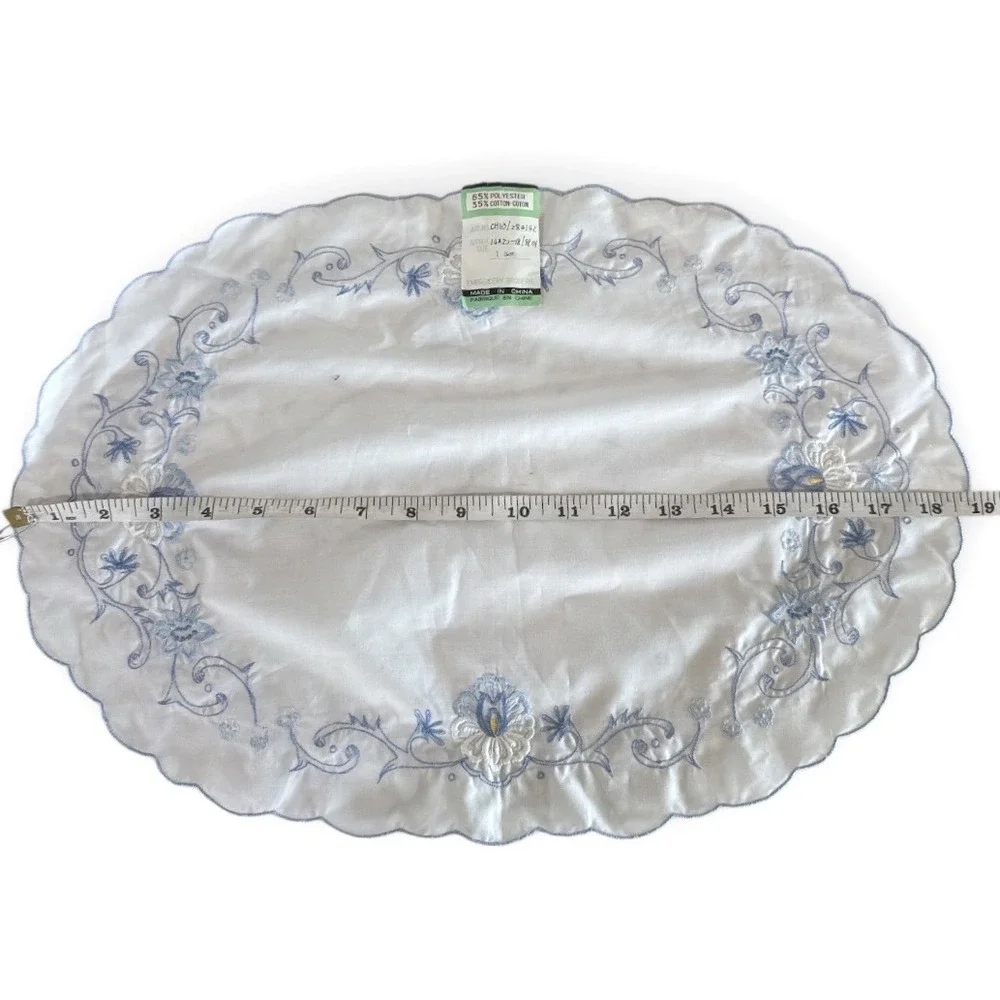 Vintage Floral Embroidered Linens Set‎ of 12